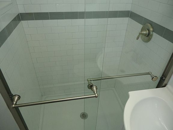 5th image of 14210 Hoover Ave APT 209