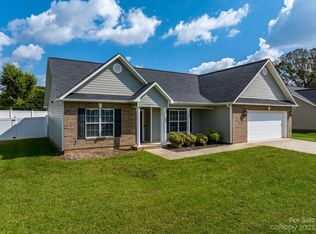 1882 Ranchland Dr NW, Conover, NC 28613