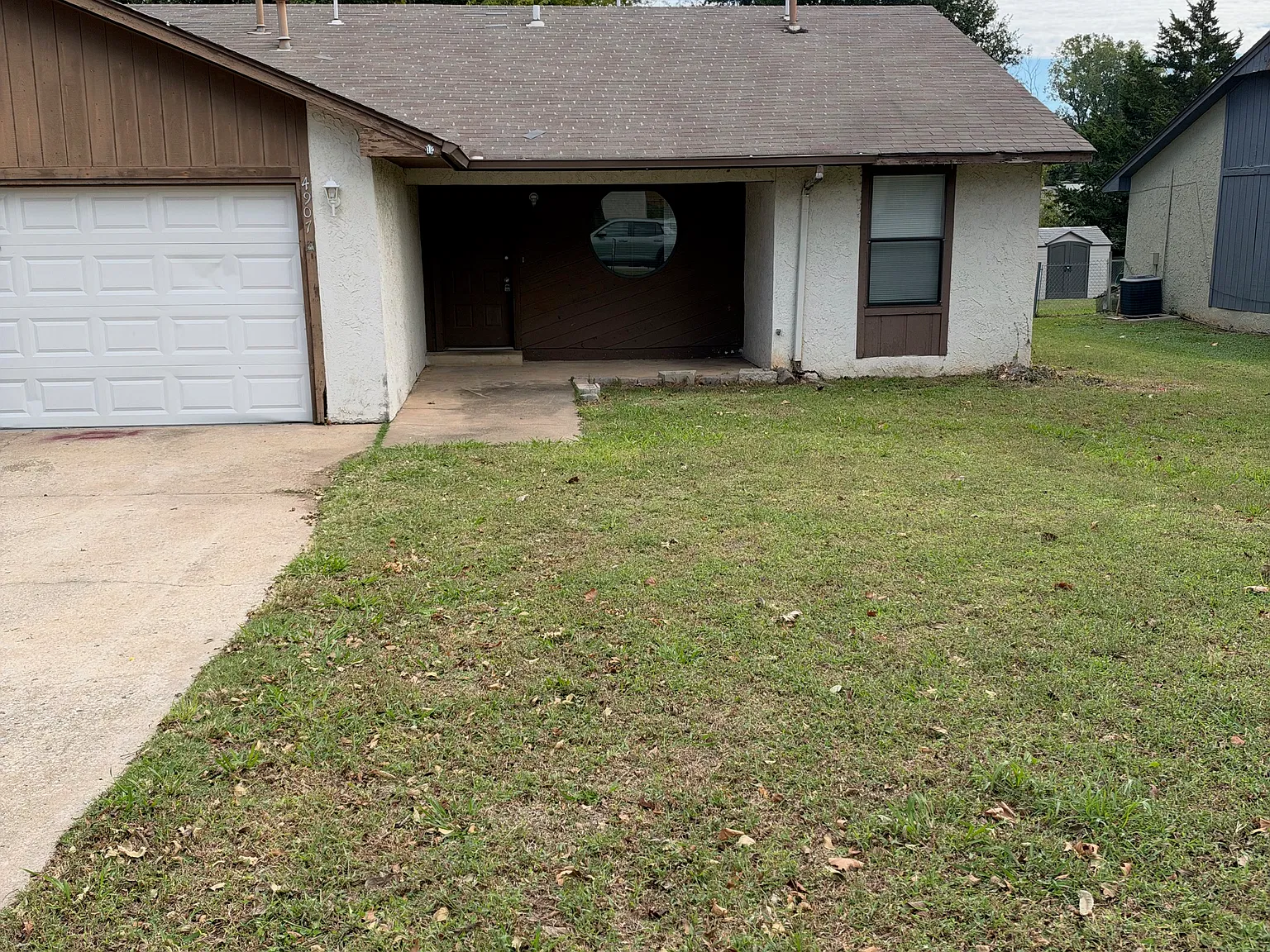 2 bed, 1200 sqft, $1,295 — Photo 1