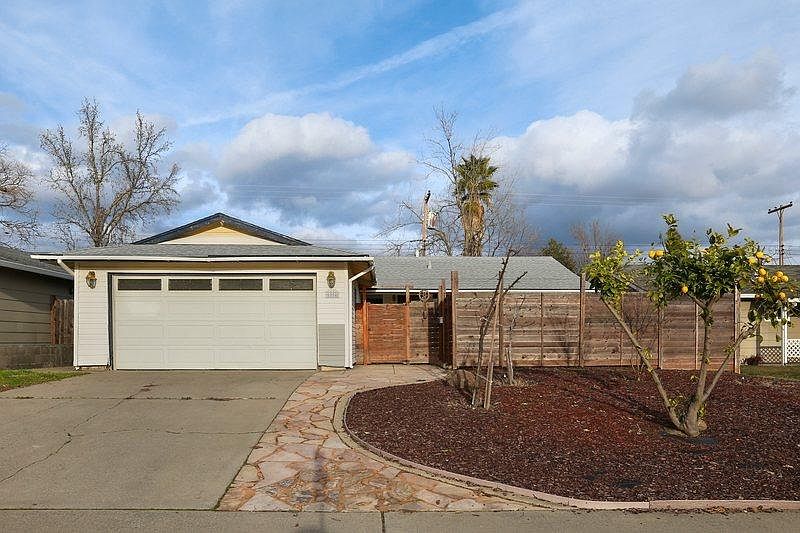 1st image of 6004 Green Glen Way