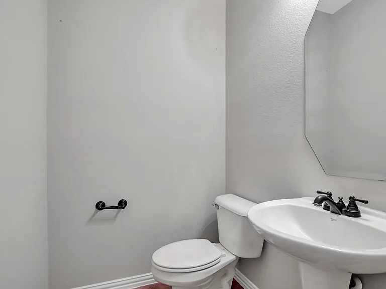 8901 Bent Tree Dr — Photo 29