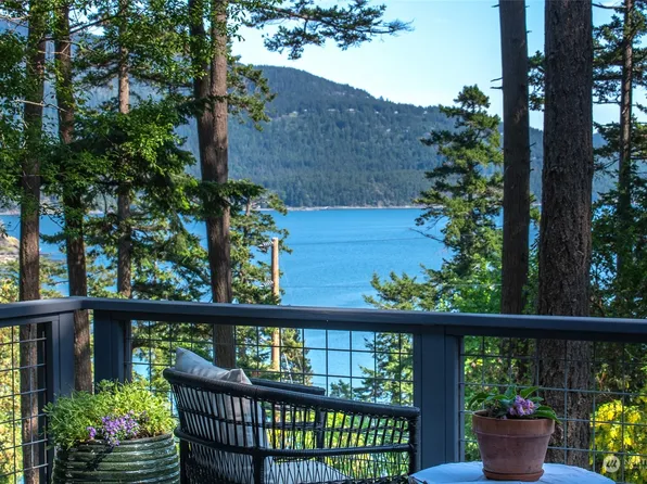 12 Wild Currant Court, Orcas Island, WA 98245