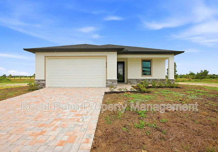 2616 NW 9th Ave — Photo 5
