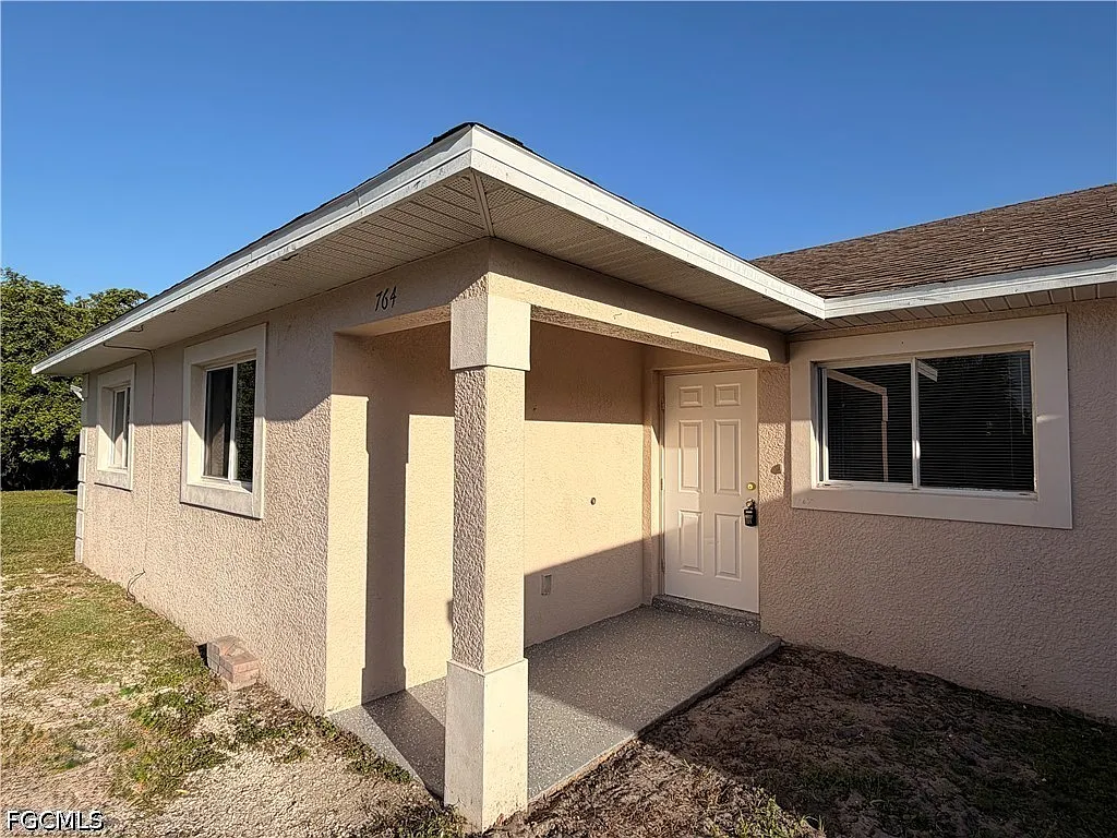 Building Photo - 762 Gallo Ave #764