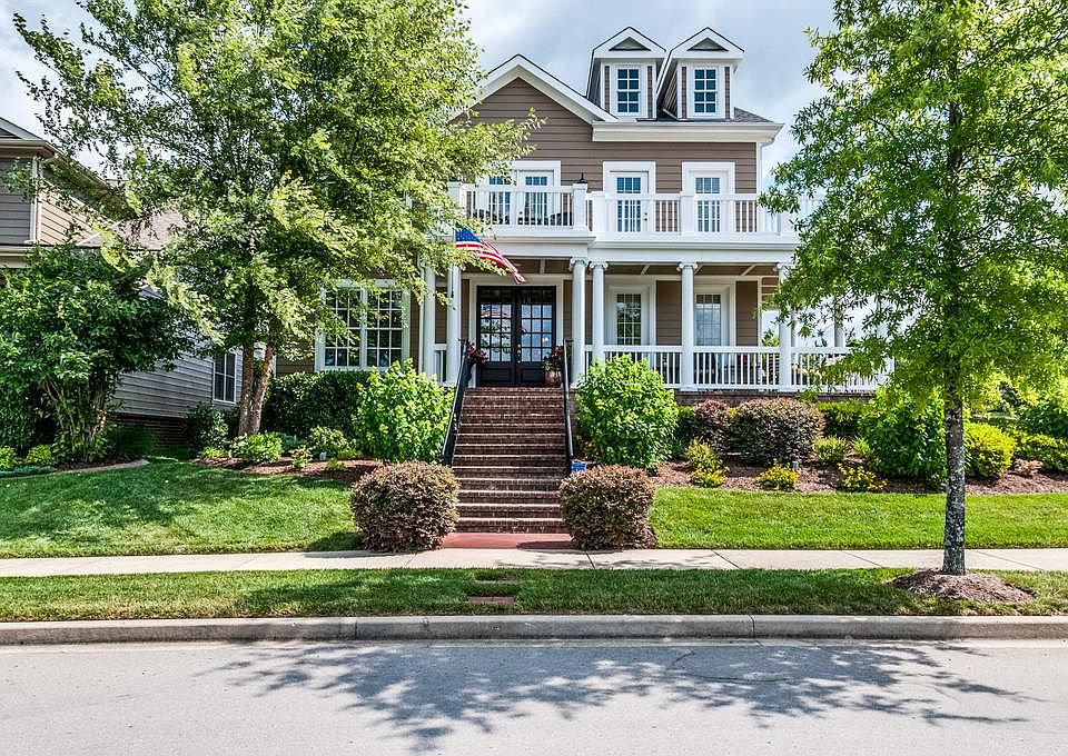 1st image of 3413 Colebrook Dr