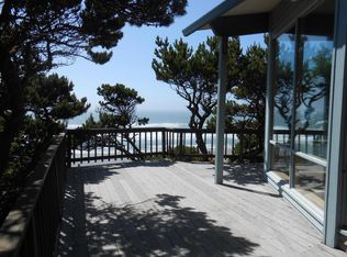 7904 SW Surfland St, Newport, OR 97366