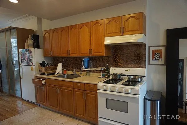 Rented by Halstead Real Estate | media 21