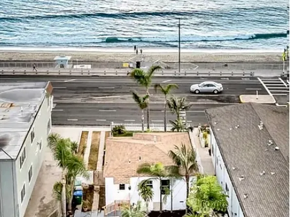 3374 Carlsbad Blvd, Carlsbad, CA 92008