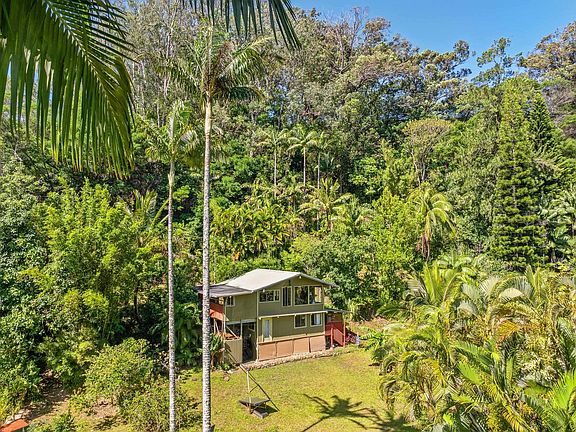 2nd image of 106 Hikiau Rd