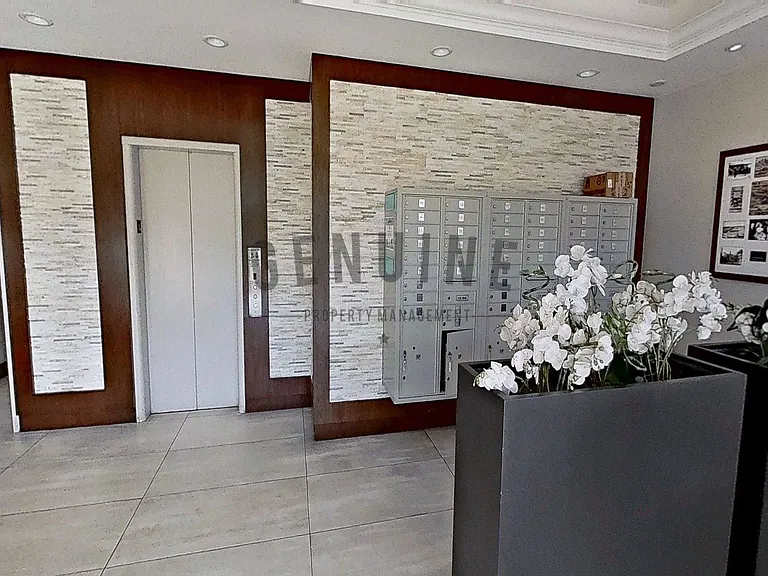 310 Fernando St #105 — Photo 27
