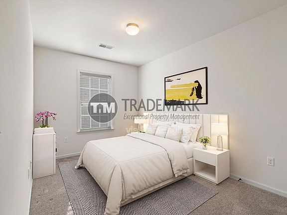 4th image of 3412 Lincoln Hwy E APT 204