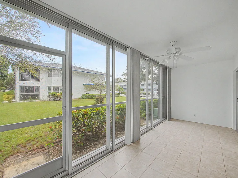 3 Westwood Ave #101E — Photo 13