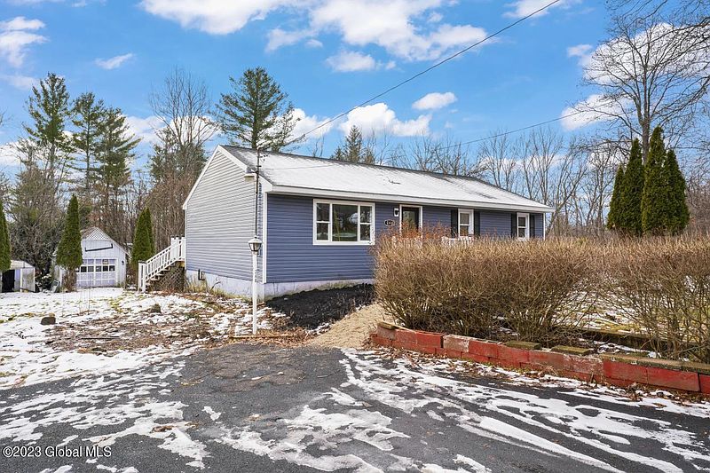 2nd image of 248 Central Nassau Road