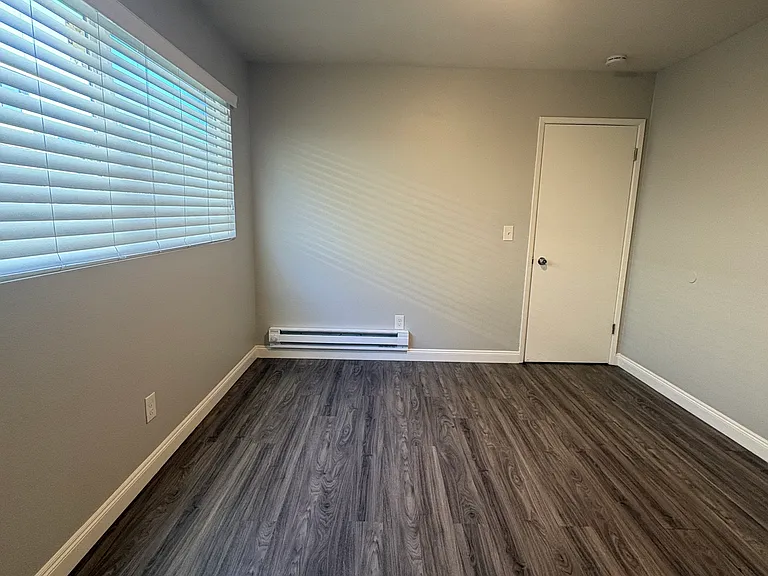 3711 Fruitvale Ave #9 — Photo 9