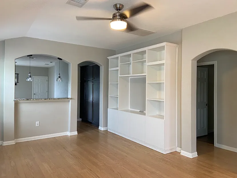 3 bed, 1292 sqft, $1,899 — Photo 4