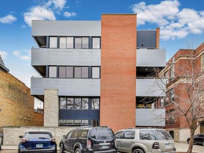 4410 N Troy St APT 301, Chicago, IL, 60625