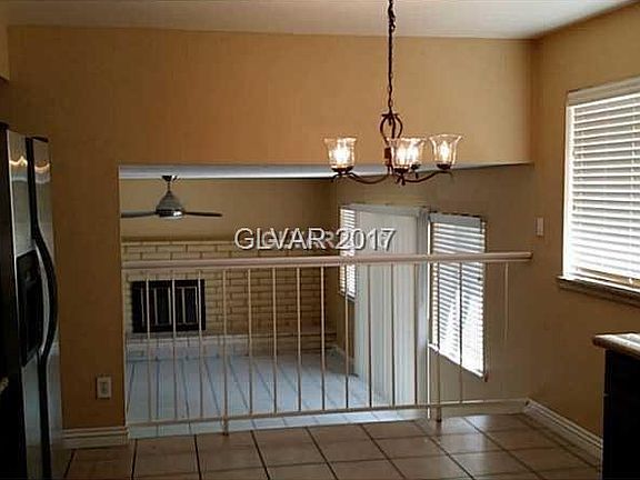 5th image of 3888 Red Rock St