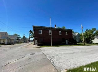 732 N Marquette St, Davenport, IA 52802