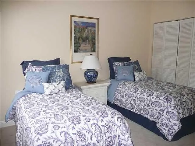 124 Legendary Cir — Photo 10