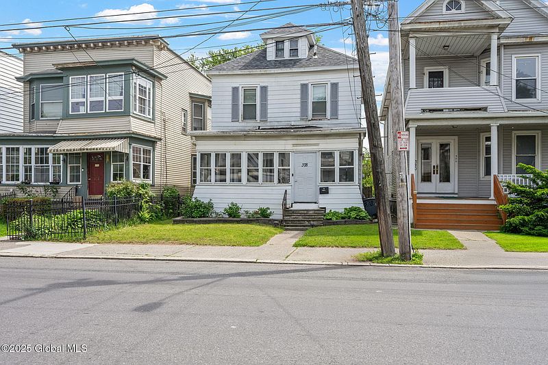 3rd image of 378 2nd Avenue