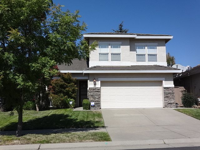 1st image of 696 Tamarindo Way