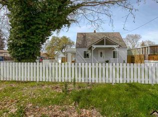7697 Sherwood Blvd, Los Molinos, CA 96055