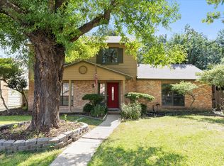 9002 Denver St, Rowlett, TX 75088