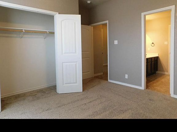 3rd image of 6503 Brushy Creek Dr