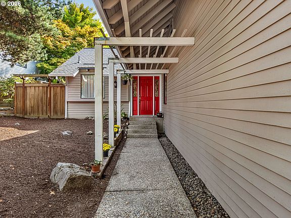 5th image of 13130 SW Falcon Rise Dr