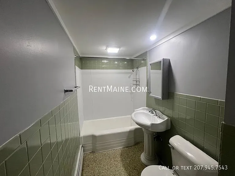 131 College Ave #4 — Photo 7