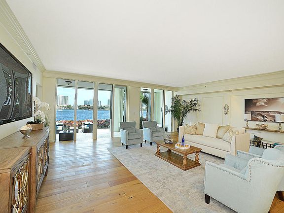 Home For Sale In Mizner Grand