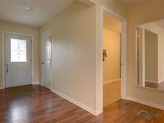 5th image of 1921 Yarrow Ct