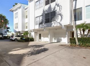 8268 Harborside Cir, Englewood, FL 34224