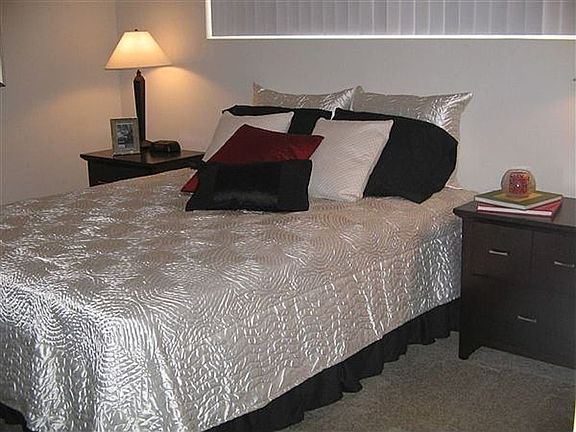 5th image of 4102 Rowland Ave APT G