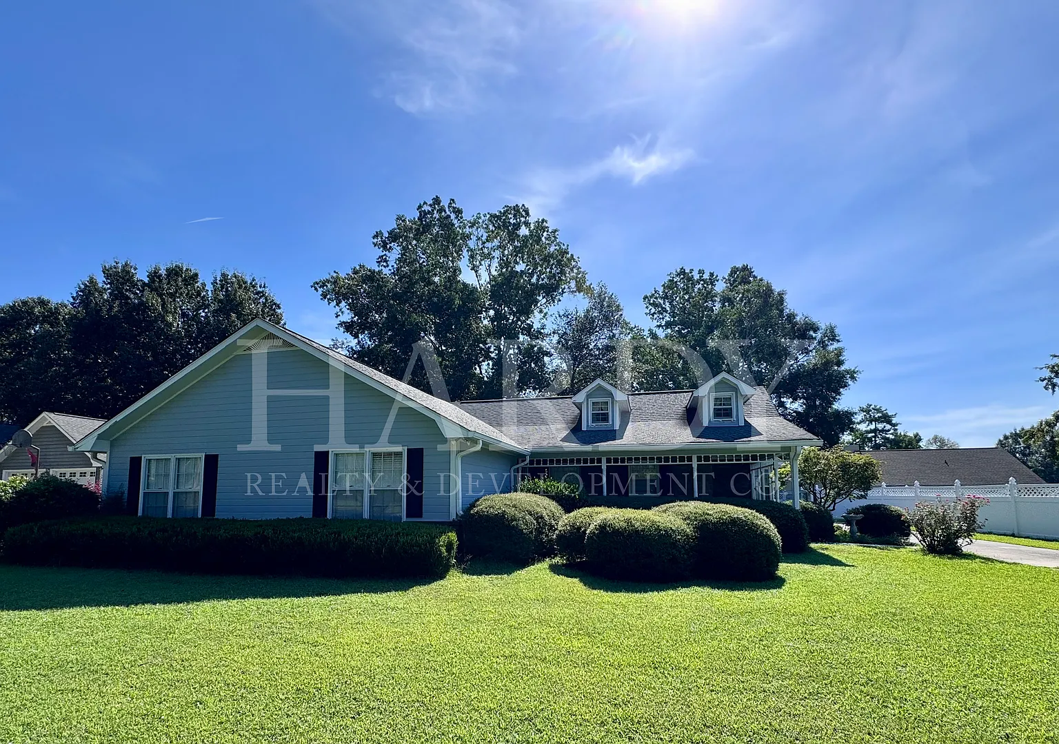 1310 Old Summerville Rd — Photo 1