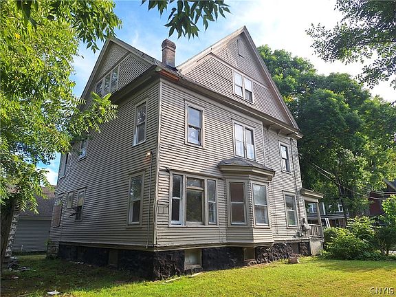 2nd image of 1103 Midland Ave #5
