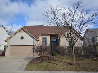 42958 Brookstone Dr, Novi, MI 48377