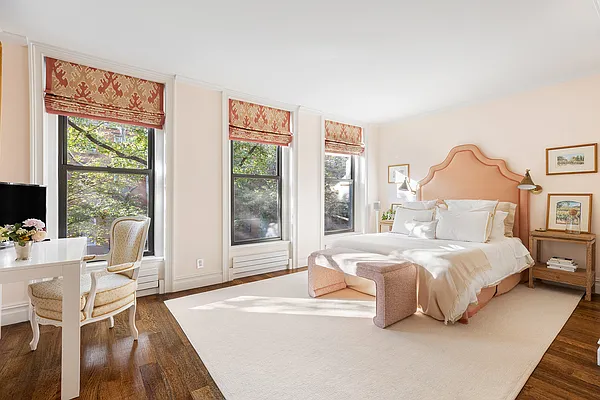 Sold by Compass | media 15