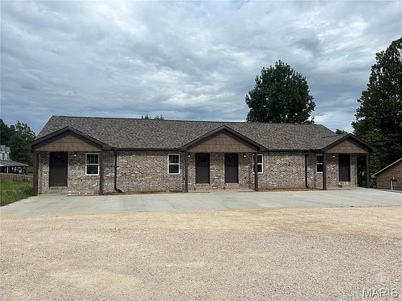 2nd image of 235 Cedar Cir