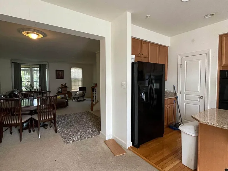 4066 Finsbury Ln — Photo 12