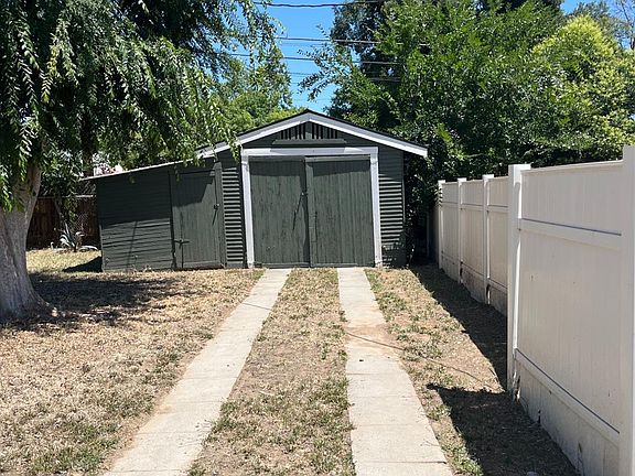4th image of 1384 N Harrison Ave