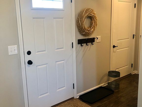 5th image of 1612 Brentfield Dr