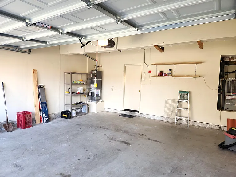 The 2 car garage is roomy.