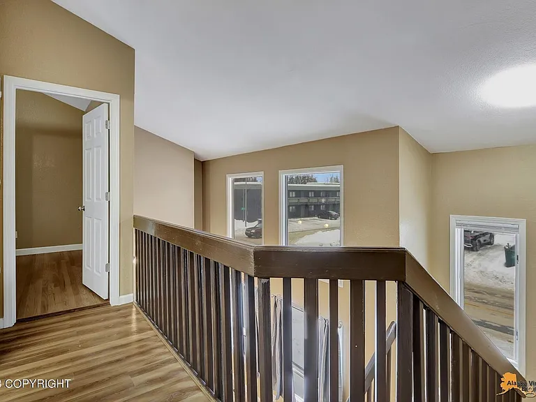 2905 Turnagain St — Photo 10