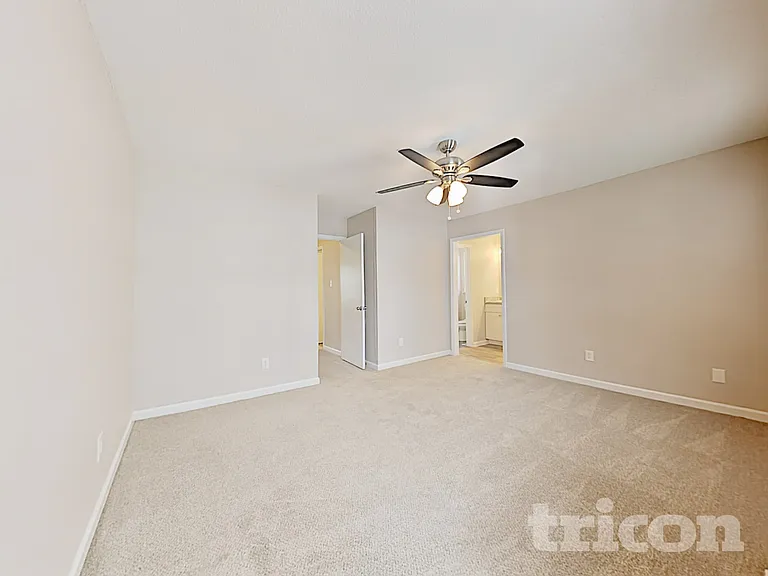 4205 Traders Dock Ct — Photo 8