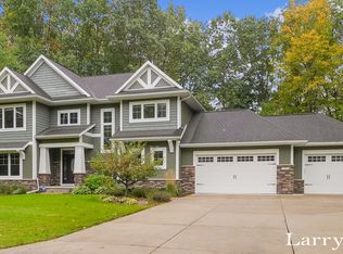 7500 Golden Oak Trl SE, Alto, MI 49302