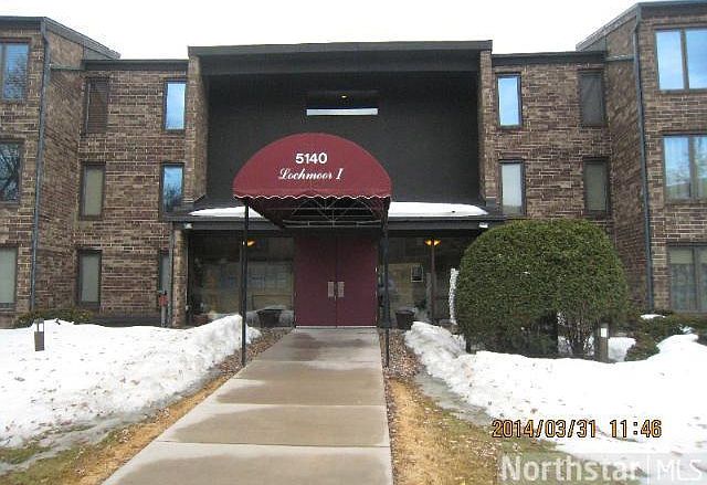 1st image of 5140 W 102nd St APT 215