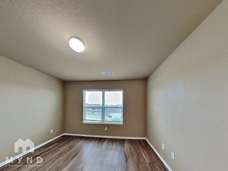 11101 Bock Rd — Photo 12