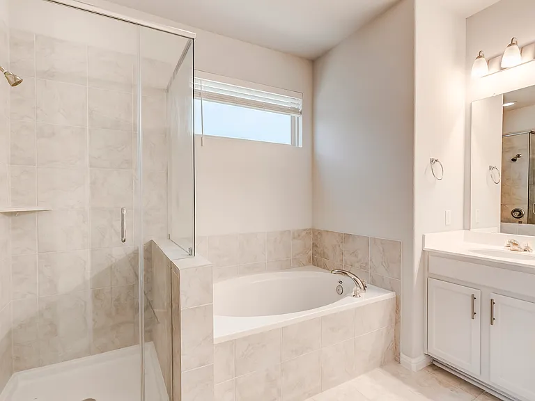 425 Arrowhead Vine St — Photo 22