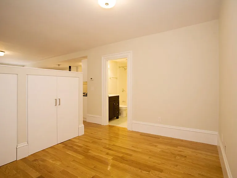 659 Massachusetts Ave #1 — Photo 5